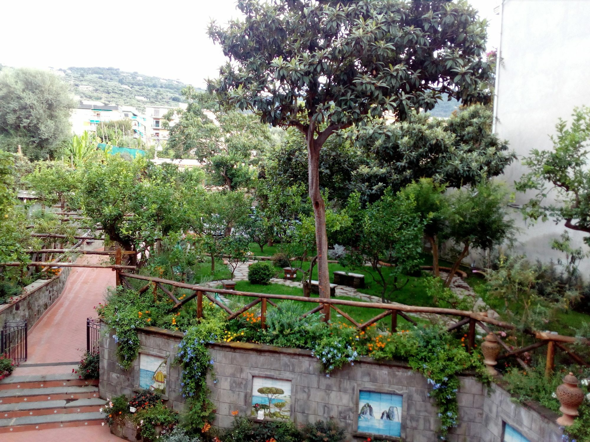 Sorrento Home Luaran gambar